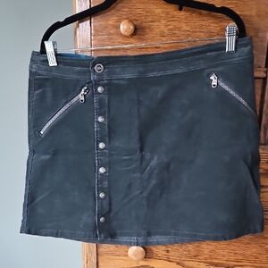 🌿 Kuhl Charcoal Gray Button-Up Skirt Size 12